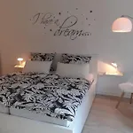 Moderne In Zentrum Apartment *