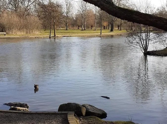 Moderne In Zentrum * يبستات