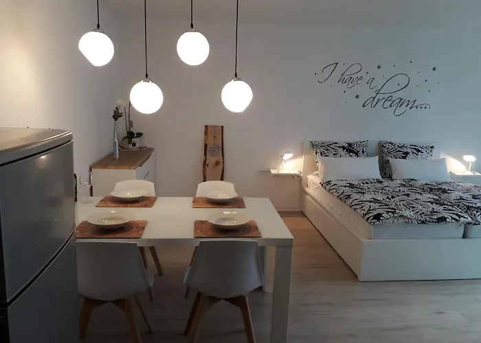 شقة Moderne In Zentrum *